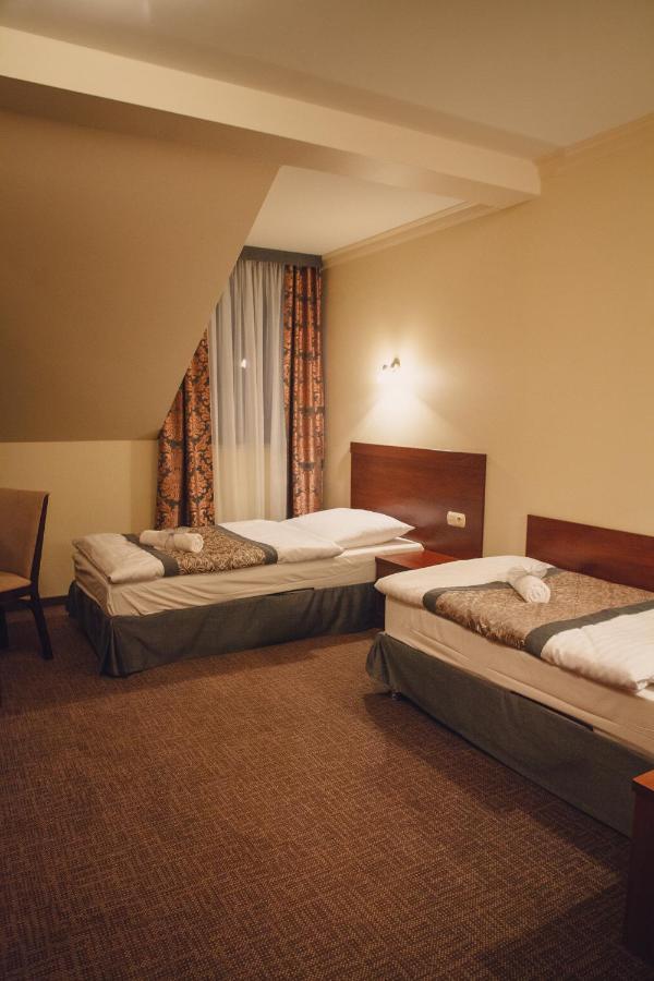 Nad Borkiem Hotel Kosarzyn  Exterior foto
